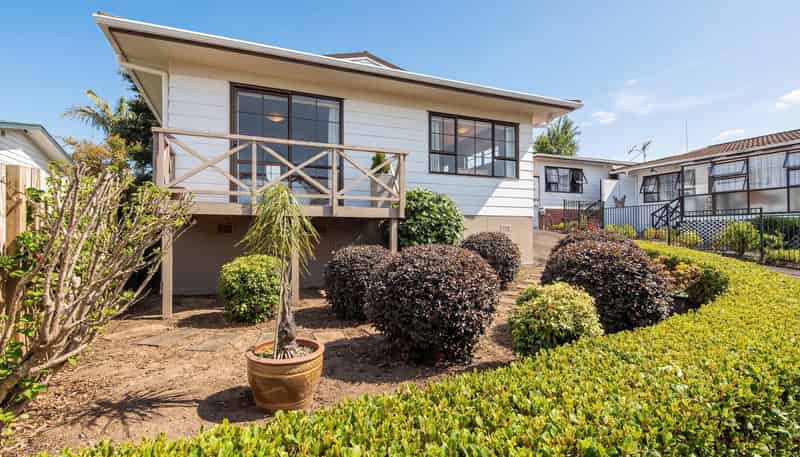 2/163 Onerahi Road, Onerahi