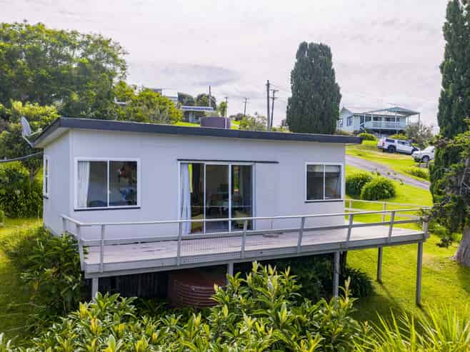 16 Fisher Street, Pahi