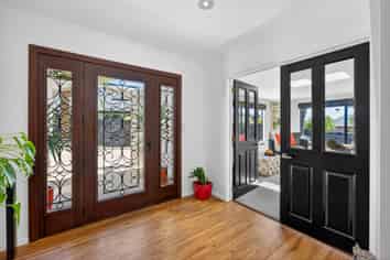 17 Ashdonleigh Grove, Stoke