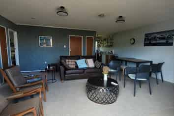 7A Renown Place, Spotswood