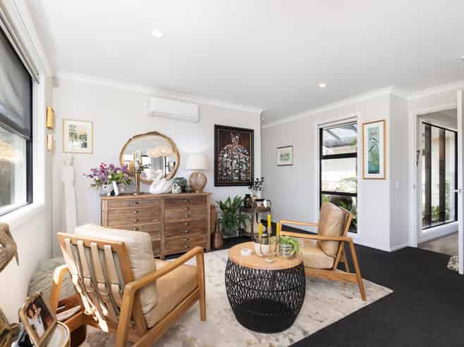 5A Huntaway Close, Stoke