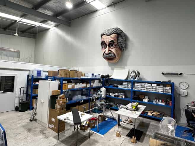 The showroom/office with warehouse