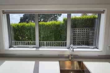 1/246 Courtenay Street, Strandon