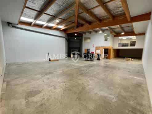 High Stud Warehouse off Lincoln Road | 7 Carparks
