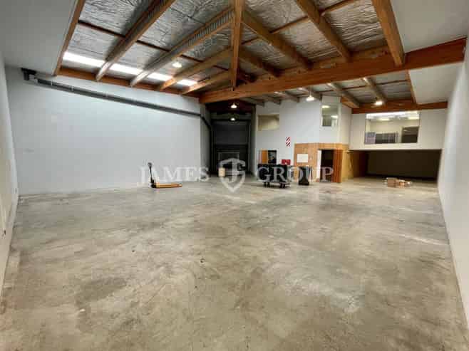 High Stud Warehouse off Lincoln Road | 7 Carparks