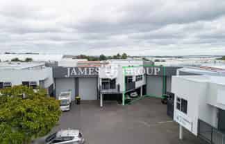 High Stud Warehouse off Lincoln Road | 7 Carparks