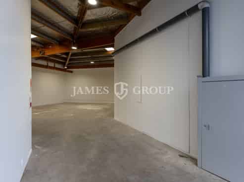 High Stud Warehouse off Lincoln Road | 7 Carparks