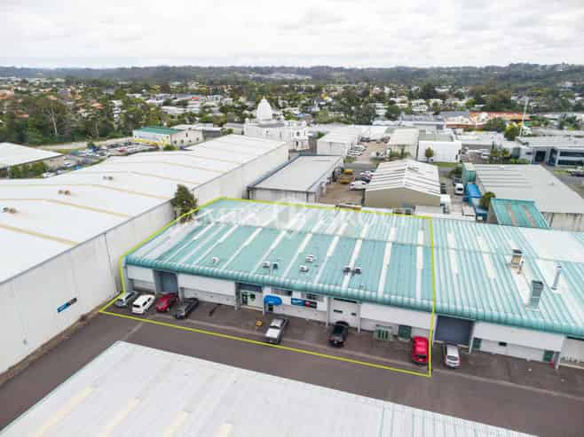 High Stud Henderson Warehouse + MPI Approved Yard