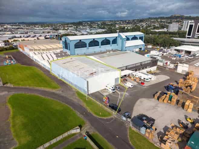 1,240sqm Warehouse - No Office