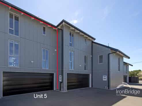 5/246 Marine Parade, New Brighton