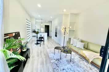 Auckland - Address withheld