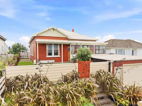 23 Ruapehu Street, Castlecliff