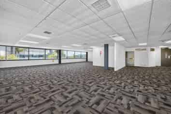 Commanding North Shore office (297.89sqm)
