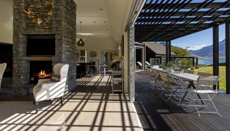 11 Carlin Creek Drive, Drift Bay