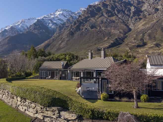 11 Carlin Creek Drive, Drift Bay