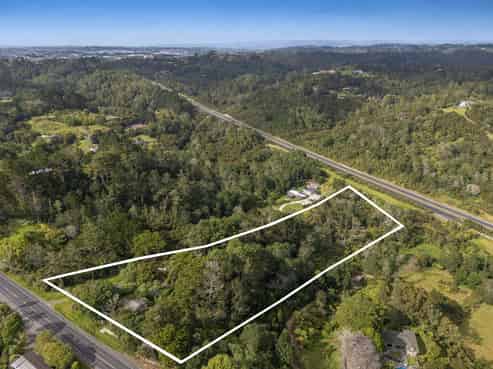 1232 East Coast Road, Redvale