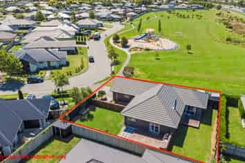 15 Bendrose Crescent, Wigram