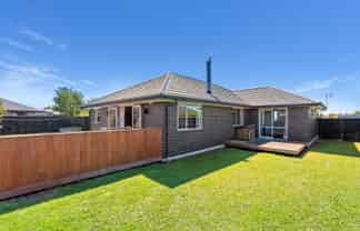 15 Bendrose Crescent, Wigram