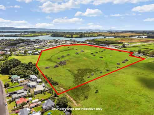 80 McLarin Road, Glenbrook