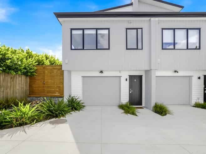 33E Garadice Road, Rothesay Bay