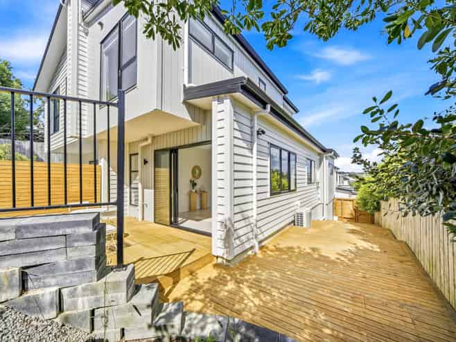 33E Garadice Road, Rothesay Bay