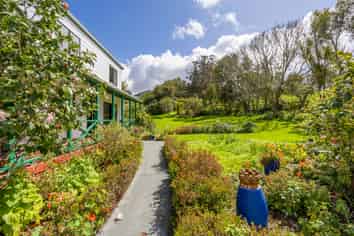 30 Goodall Road, Snells Beach