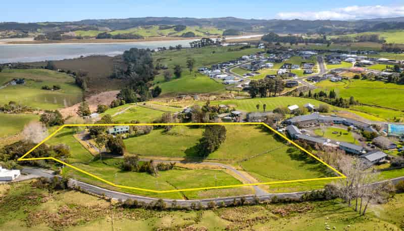 30 Goodall Road, Snells Beach