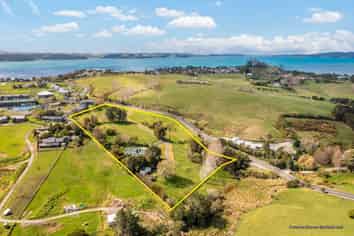 30 Goodall Road, Snells Beach