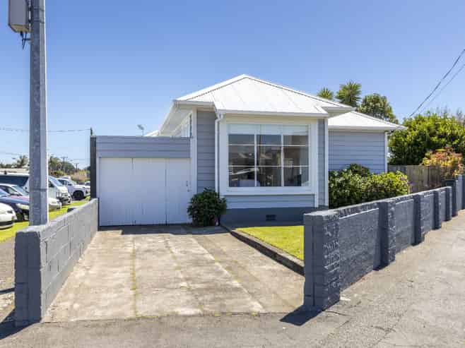 40 Tukapa Street, Westown