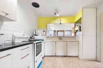 31 Holly Street, Avondale