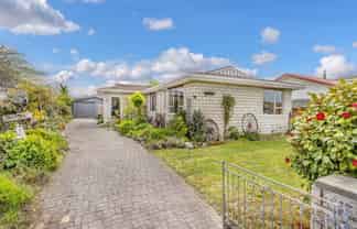 6 Sequoia Place, Parklands