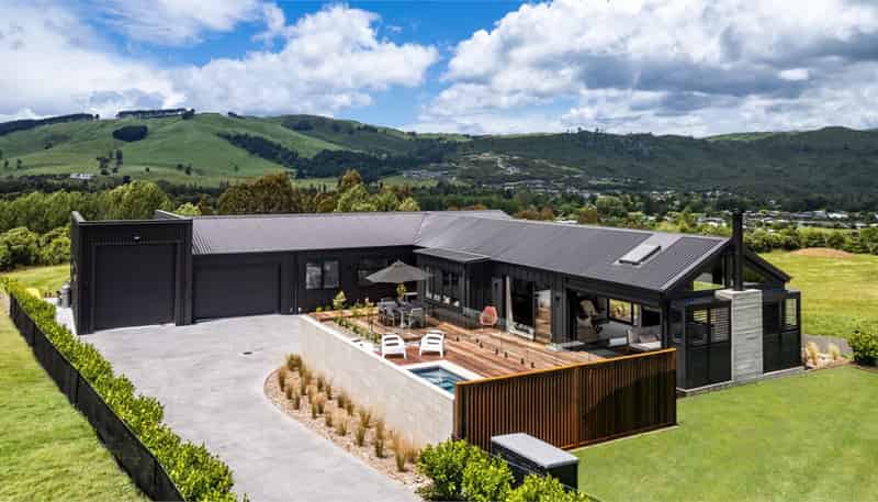 16 Durmast Place, Kinloch