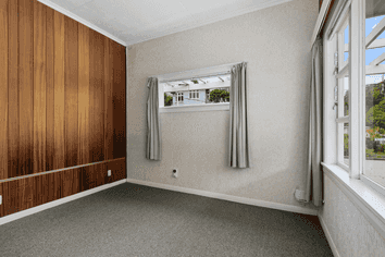 293 Ohiro Road, Brooklyn