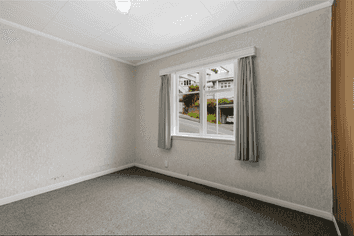 293 Ohiro Road, Brooklyn