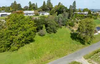 7 Opaki Meadows Lane, Opaki