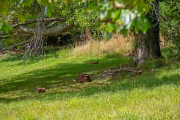 7 Opaki Meadows Lane, Opaki