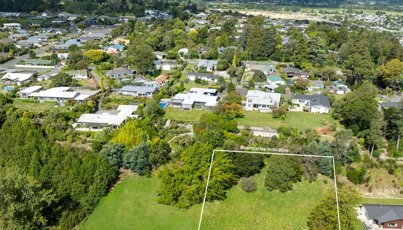 7 Opaki Meadows Lane, Opaki