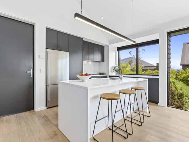 2 Mckenzies Shute, Jacks Point