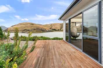 24 Lake Terrace Road, Little River