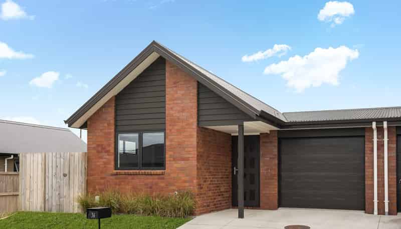 36 Waruhia Crescent, Rototuna North