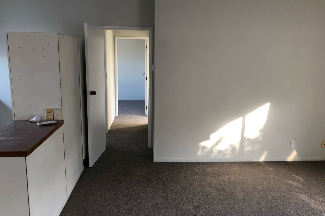 Refurbished Spacious two bedroom home! - Bild 5