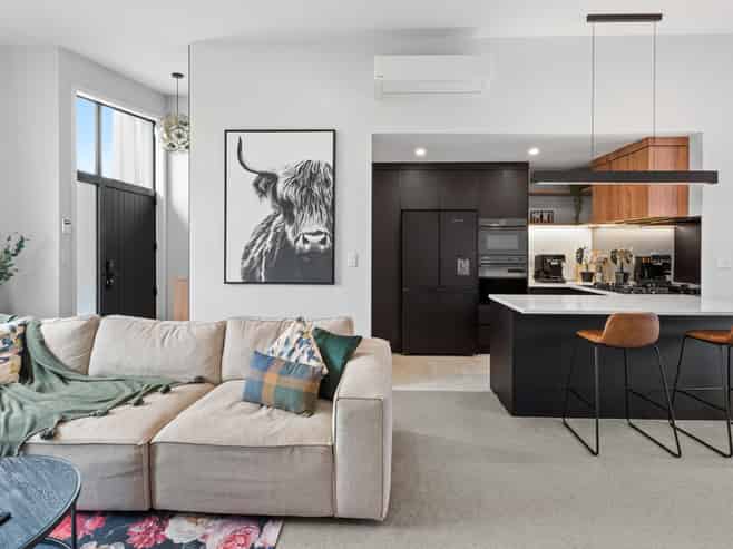 49 Earp Crescent, Chartwell