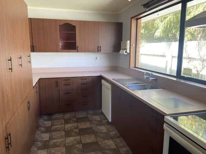 398 Dee Street, Gladstone