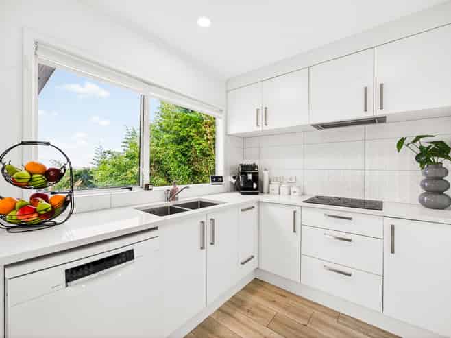 61B Te Kawa Road, Greenlane