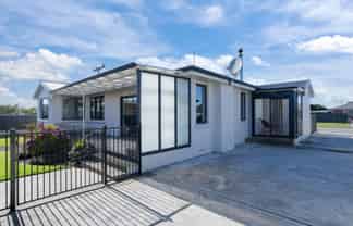 412 Saint Andrew Street, GLENGARRY