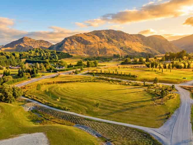 16 Station Rise, Dalefield/Wakatipu Basin