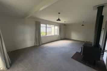 1B  Selbourne Avenue, Richmond