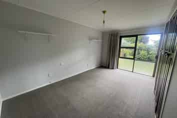 1B  Selbourne Avenue, Richmond