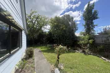 1B  Selbourne Avenue, Richmond