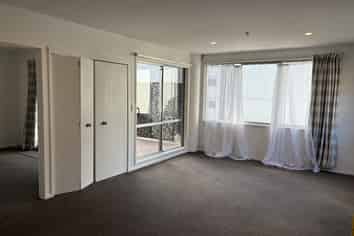 8 Madeira Lane , Grafton